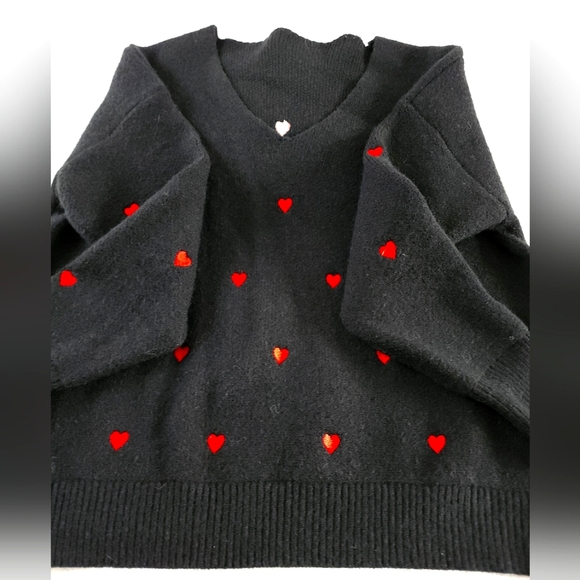 Black Long Sleeve Sweater with embroidered Hearts Size:Large - Picture 2 of 6